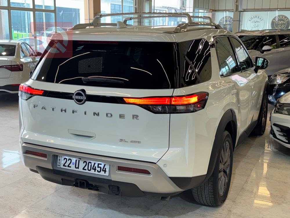 نيسان باثفايندر